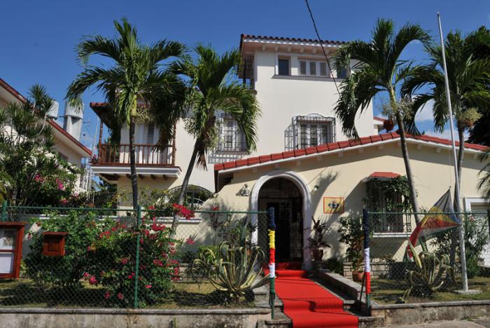 embajada1