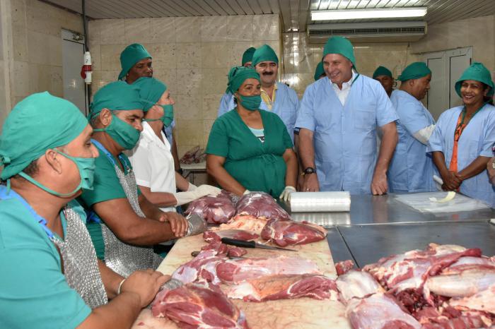 Díaz-Canel auf Regierungsbesuch in der Provinz Granma.